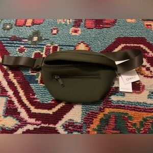 Quince Fanny Pack